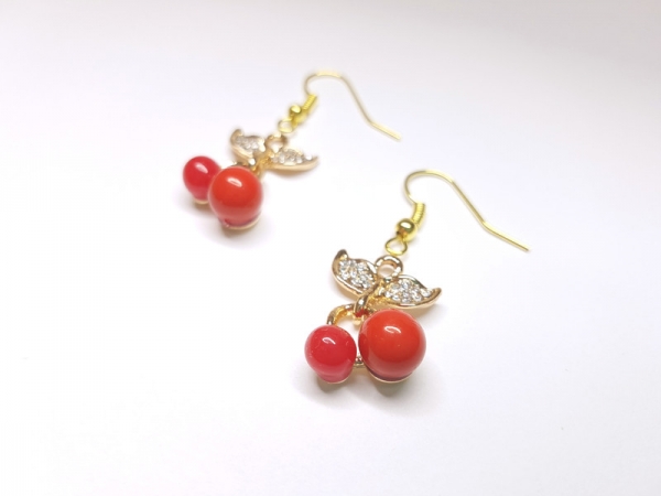 Kirsch Ohrringe hell goldfarben cherry red